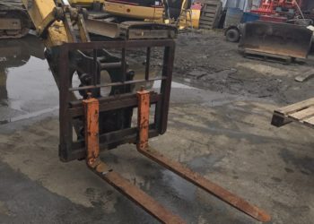 油圧ショベル用　パレットフォーク