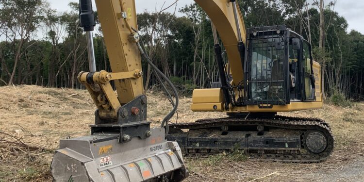 パワフルな粉砕で下刈り作業の人手不足を解消！