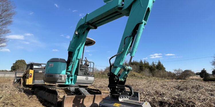 日本で初稼働！FAE草刈り機フレイルモアー